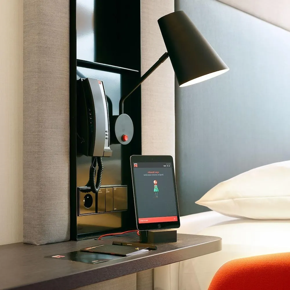 Hotel Citizenm Gare De Lyon 4*