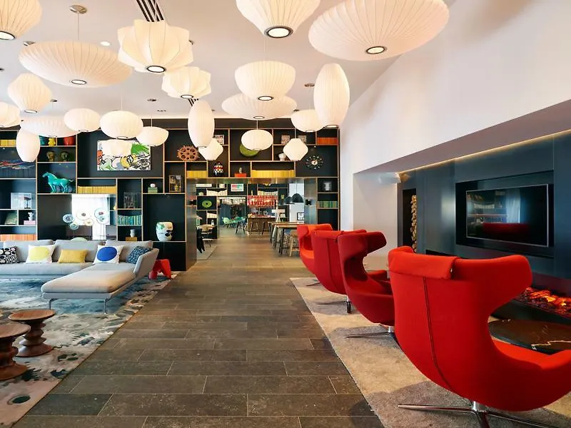 Hotel Citizenm Gare De Lyon 4*